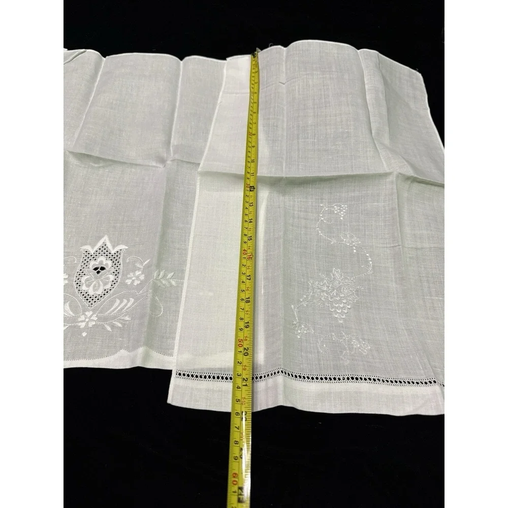 Lot of 3 NEW VTG Hand Towels Tea Kitchen Floral Grapes Embroidered Design Guest